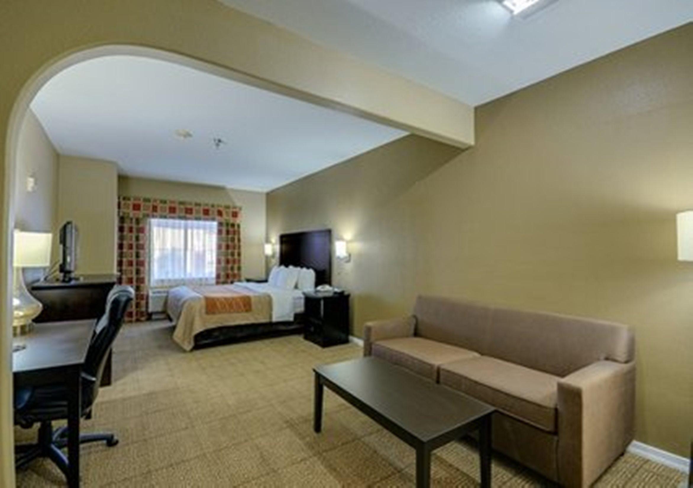 Quality Suites Houston Nw Cy-Fair Jersey Village Εξωτερικό φωτογραφία